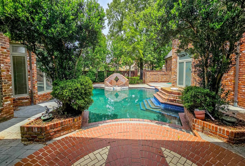 2745 FOREST HILL-IRENE RD, Germantown, Tennessee 38139, 4 Bedrooms Bedrooms, 19 Rooms Rooms,7 BathroomsBathrooms,Residential,For Sale,FOREST HILL-IRENE,10220882