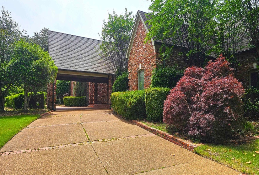 2745 FOREST HILL-IRENE RD, Germantown, Tennessee 38139, 4 Bedrooms Bedrooms, 19 Rooms Rooms,7 BathroomsBathrooms,Residential,For Sale,FOREST HILL-IRENE,10220882