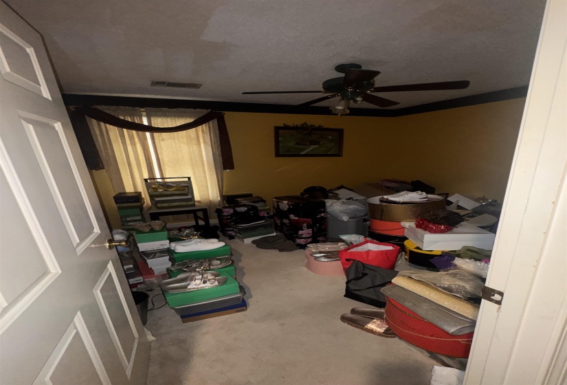 416 LOCUST GROVE DR, Memphis, Tennessee 38018, 4 Bedrooms Bedrooms, 8 Rooms Rooms,2.1 BathroomsBathrooms,Residential,For Sale,LOCUST GROVE,10220888