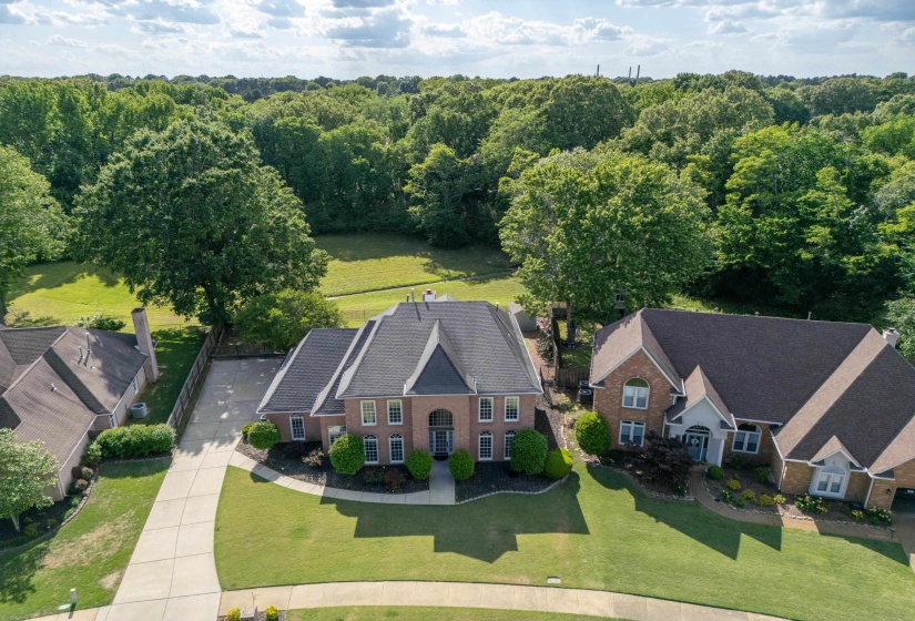 895 JOE DR, Collierville, Tennessee 38017, 4 Bedrooms Bedrooms, 9 Rooms Rooms,3.1 BathroomsBathrooms,Residential,For Sale,JOE,10220901