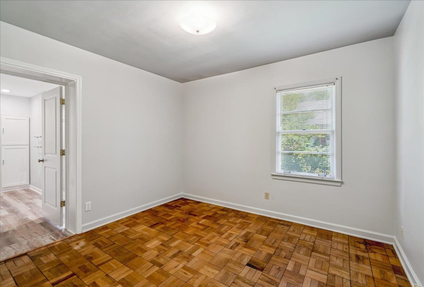 293 CECILIA DR, Memphis, Tennessee 38117, 3 Bedrooms Bedrooms, 7 Rooms Rooms,2 BathroomsBathrooms,Residential,For Sale,CECILIA,10220902