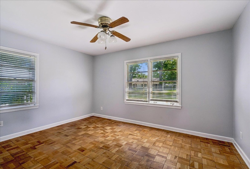 293 CECILIA DR, Memphis, Tennessee 38117, 3 Bedrooms Bedrooms, 7 Rooms Rooms,2 BathroomsBathrooms,Residential,For Sale,CECILIA,10220902
