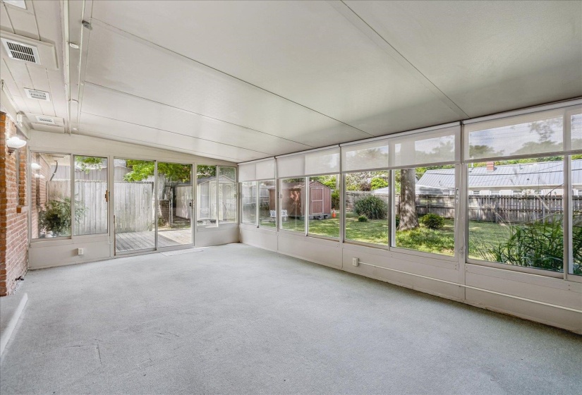 293 CECILIA DR, Memphis, Tennessee 38117, 3 Bedrooms Bedrooms, 7 Rooms Rooms,2 BathroomsBathrooms,Residential,For Sale,CECILIA,10220902