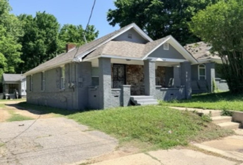 564 PEEBLES RD, Memphis, Tennessee 38109, 2 Bedrooms Bedrooms, ,1 BathroomBathrooms,Duplexes,For Sale,PEEBLES,10220910