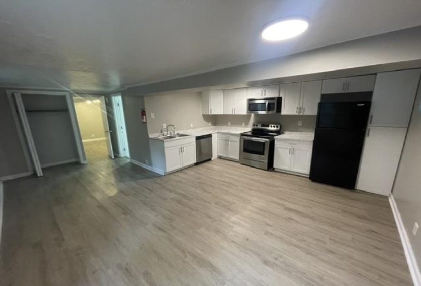 1235 VINTON AVE, Memphis, Tennessee 38104-0506, 1 Bedroom Bedrooms, 3 Room Rooms,1 BathroomBathrooms,Rental Properties,For Sale,VINTON,0,10220916