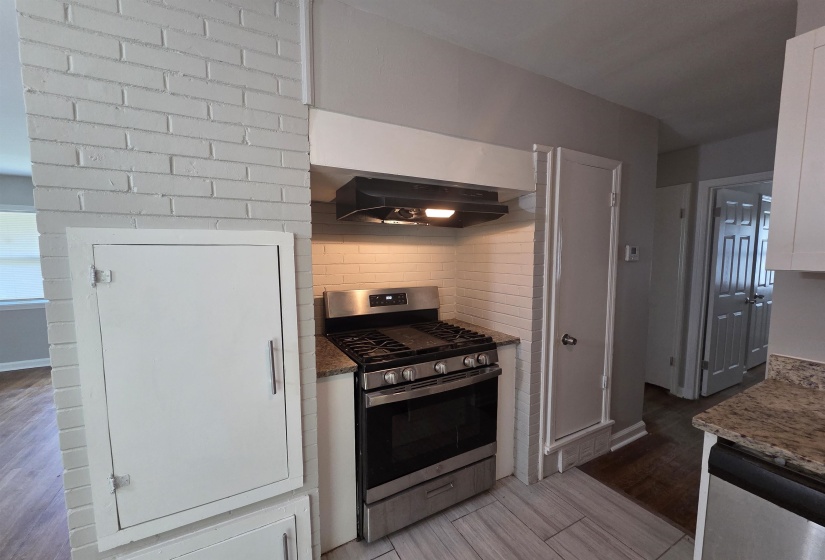 1486 PATTERSON ST, Memphis, Tennessee 38111-5342, 3 Bedrooms Bedrooms, 7 Rooms Rooms,1 BathroomBathrooms,Rental Properties,For Sale,PATTERSON,10220939