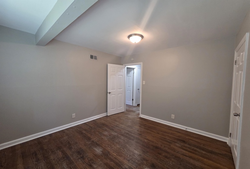1486 PATTERSON ST, Memphis, Tennessee 38111-5342, 3 Bedrooms Bedrooms, 7 Rooms Rooms,1 BathroomBathrooms,Rental Properties,For Sale,PATTERSON,10220939
