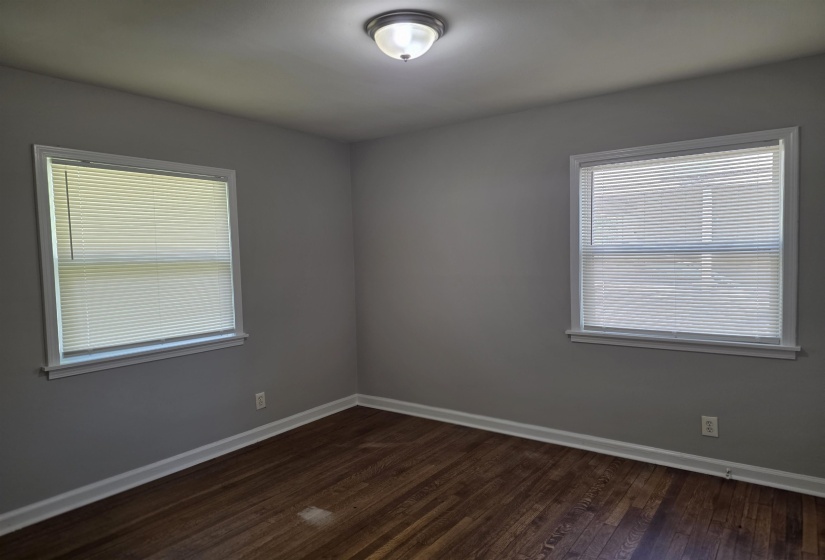 1486 PATTERSON ST, Memphis, Tennessee 38111-5342, 3 Bedrooms Bedrooms, 7 Rooms Rooms,1 BathroomBathrooms,Rental Properties,For Sale,PATTERSON,10220939