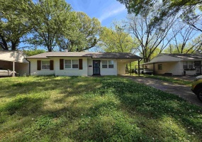 1486 PATTERSON ST, Memphis, Tennessee 38111-5342, 3 Bedrooms Bedrooms, 7 Rooms Rooms,1 BathroomBathrooms,Rental Properties,For Sale,PATTERSON,10220939