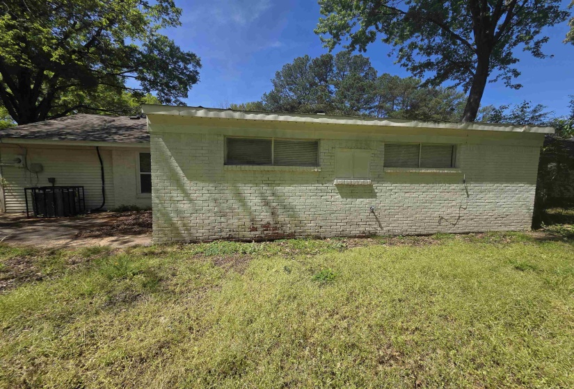 1486 PATTERSON ST, Memphis, Tennessee 38111-5342, 3 Bedrooms Bedrooms, 7 Rooms Rooms,1 BathroomBathrooms,Rental Properties,For Sale,PATTERSON,10220939