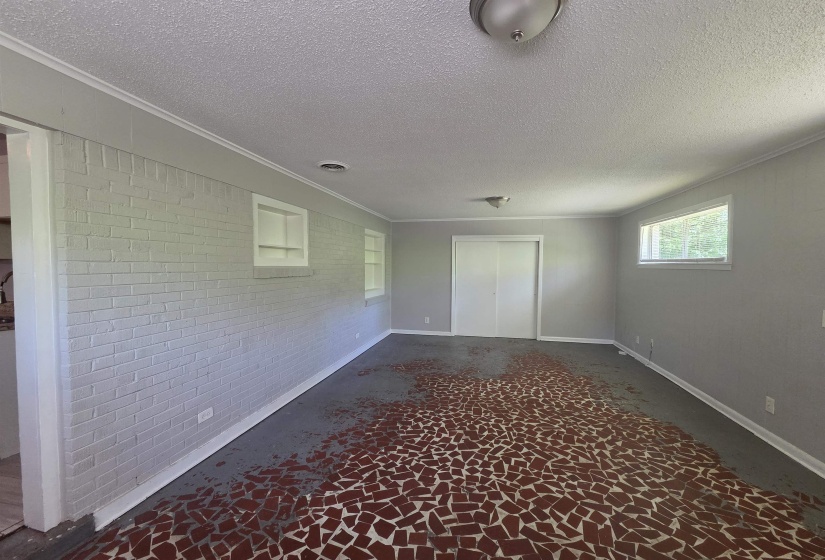 1486 PATTERSON ST, Memphis, Tennessee 38111-5342, 3 Bedrooms Bedrooms, 7 Rooms Rooms,1 BathroomBathrooms,Rental Properties,For Sale,PATTERSON,10220939