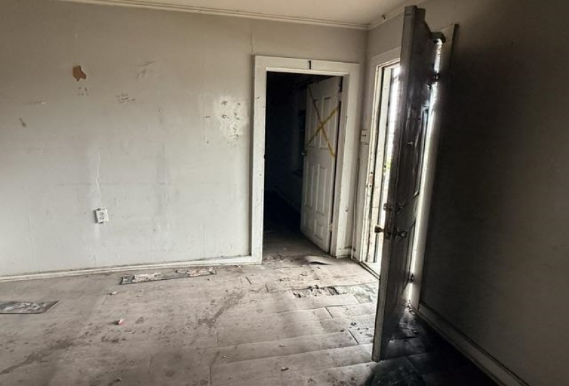 3068 HARVESTER LN, Memphis, Tennessee 38127, 3 Bedrooms Bedrooms, 5 Rooms Rooms,1 BathroomBathrooms,Residential,For Sale,HARVESTER,10220922