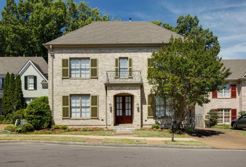 1621 LAWTON TRL, Germantown, Tennessee 38138, 4 Bedroom Bedrooms, 9 Room Rooms,3.1 BathroomBathrooms,Residential,For Sale,LAWTON,0,10220935