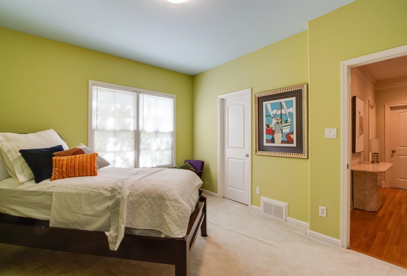 1621 LAWTON TRL, Germantown, Tennessee 38138, 4 Bedroom Bedrooms, 9 Room Rooms,3.1 BathroomBathrooms,Residential,For Sale,LAWTON,0,10220935