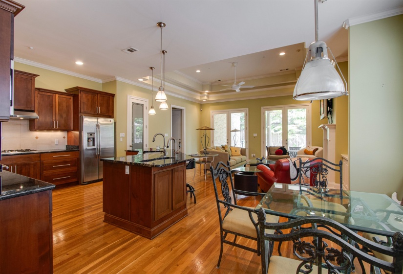 1621 LAWTON TRL, Germantown, Tennessee 38138, 4 Bedroom Bedrooms, 9 Room Rooms,3.1 BathroomBathrooms,Residential,For Sale,LAWTON,0,10220935