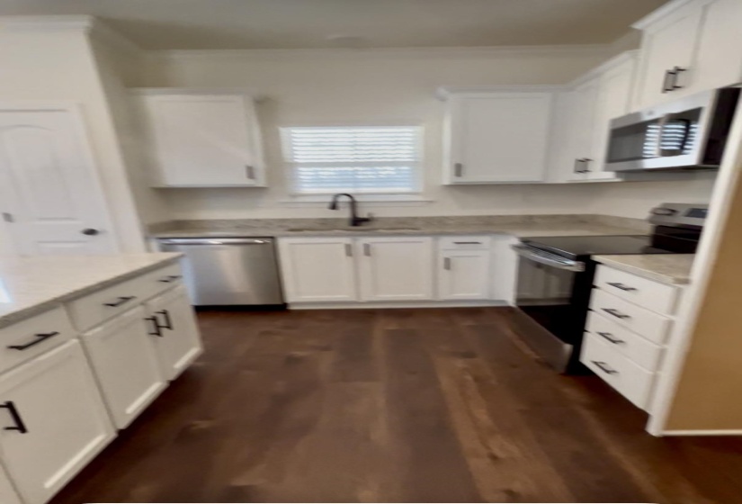 9760 BLOOMINGTON CIR, Unincorporated, Tennessee 38016, 5 Bedroom Bedrooms, 7 Room Rooms,2.1 BathroomBathrooms,Residential,For Sale,BLOOMINGTON,0,10220936
