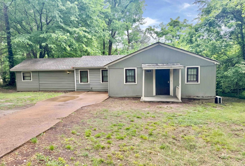 2743 WOODLAWN TERRACE ST, Memphis, Tennessee 38127, 3 Bedroom Bedrooms, 5 Room Rooms,2 BathroomBathrooms,Residential,For Sale,WOODLAWN TERRACE,0,10220905