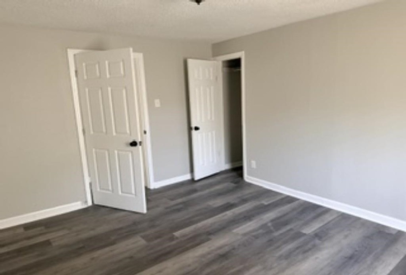 560 PEEBLES RD, Memphis, Tennessee 38109, 4 Bedrooms Bedrooms, 6 Rooms Rooms,2 BathroomsBathrooms,Residential,For Sale,PEEBLES,10220911