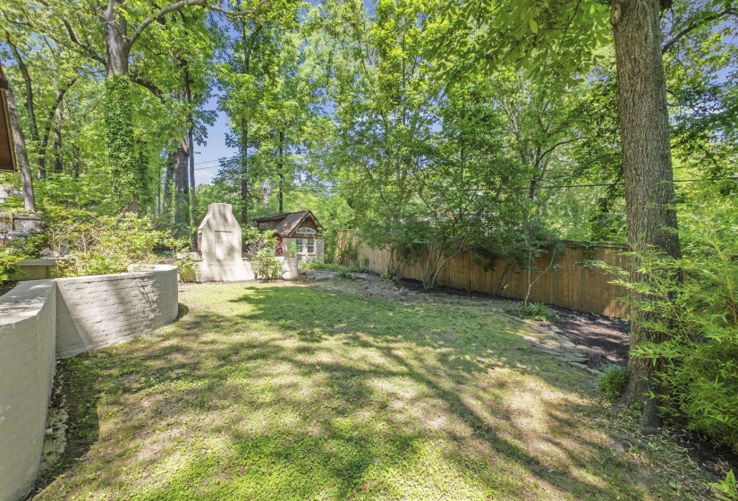 5442 ROLLING OAKS DR, Memphis, Tennessee 38119, 5 Bedroom Bedrooms, 8 Room Rooms,4.1 BathroomBathrooms,Residential,For Sale,ROLLING OAKS,0,10220946