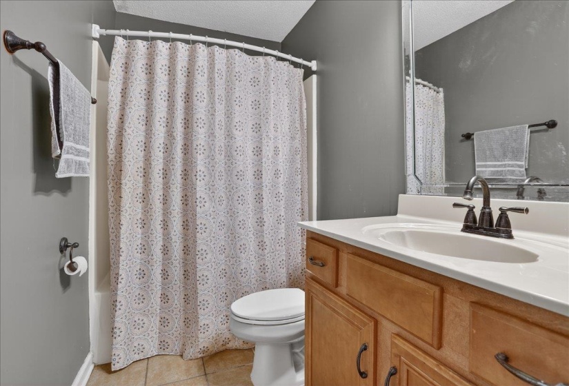 5898 PETERSON RIDGE LN, Bartlett, Tennessee 38135, 4 Bedroom Bedrooms, 8 Room Rooms,3 BathroomBathrooms,Residential,For Sale,PETERSON RIDGE,0,10219937