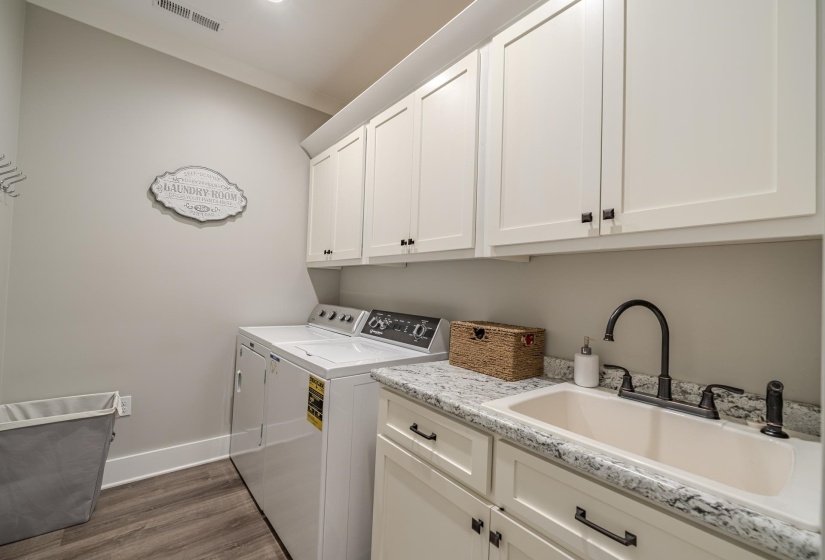 145 RB DR, Savannah, Tennessee 38372, 3 Bedroom Bedrooms, 8 Room Rooms,2 BathroomBathrooms,Residential,For Sale,RB,0,10220953