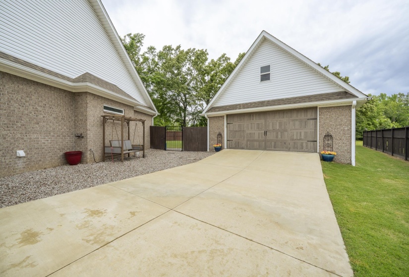 145 RB DR, Savannah, Tennessee 38372, 3 Bedroom Bedrooms, 8 Room Rooms,2 BathroomBathrooms,Residential,For Sale,RB,0,10220953