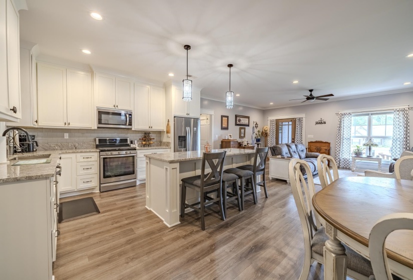 145 RB DR, Savannah, Tennessee 38372, 3 Bedroom Bedrooms, 8 Room Rooms,2 BathroomBathrooms,Residential,For Sale,RB,0,10220953
