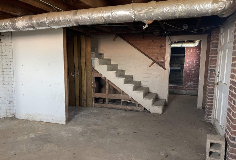 Full Basement