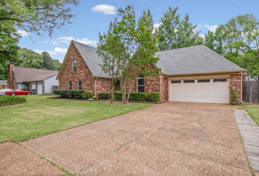 216 GERMAN PARK CV, Memphis, Tennessee 38018, 5 Bedrooms Bedrooms, 9 Rooms Rooms,3 BathroomsBathrooms,Residential,For Sale,GERMAN PARK,10220984