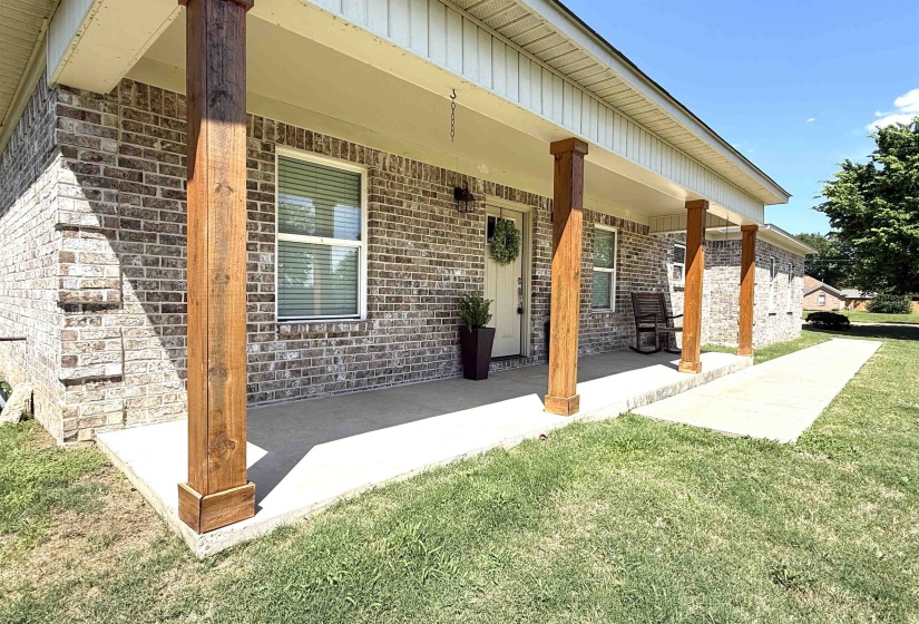 90 SQUIRES GROVE DR, Atoka, Tennessee 38004, 3 Bedroom Bedrooms, 5 Room Rooms,2 BathroomBathrooms,Residential,For Sale,SQUIRES GROVE,0,10220985
