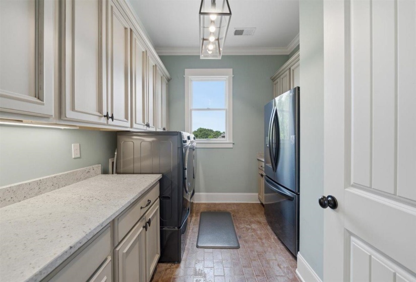 9035 TELLURIDE CV, Germantown, Tennessee 38138, 5 Bedrooms Bedrooms, 13 Rooms Rooms,4.1 BathroomsBathrooms,Residential,For Sale,TELLURIDE,10220986