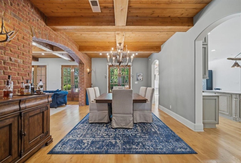 9035 TELLURIDE CV, Germantown, Tennessee 38138, 5 Bedrooms Bedrooms, 13 Rooms Rooms,4.1 BathroomsBathrooms,Residential,For Sale,TELLURIDE,10220986