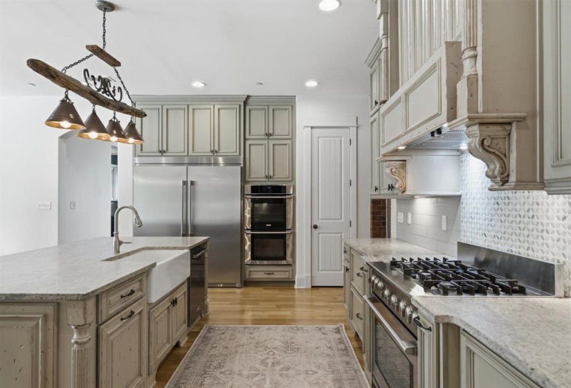 9035 TELLURIDE CV, Germantown, Tennessee 38138, 5 Bedrooms Bedrooms, 13 Rooms Rooms,4.1 BathroomsBathrooms,Residential,For Sale,TELLURIDE,10220986