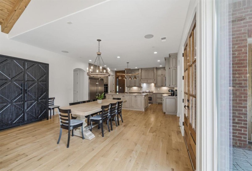 9035 TELLURIDE CV, Germantown, Tennessee 38138, 5 Bedrooms Bedrooms, 13 Rooms Rooms,4.1 BathroomsBathrooms,Residential,For Sale,TELLURIDE,10220986