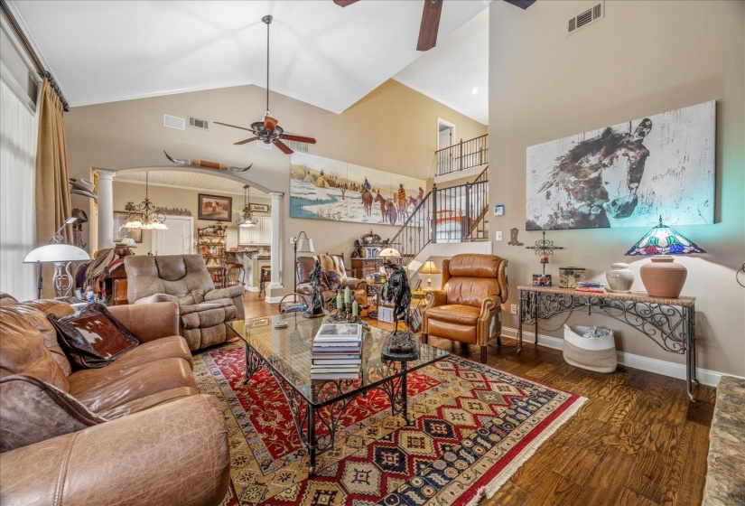 40 AMESBURY CV, Unicorp/Eads, Tennessee 38028, 4 Bedrooms Bedrooms, 10 Rooms Rooms,2.1 BathroomsBathrooms,Residential,For Sale,AMESBURY,10216962