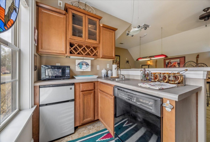 40 AMESBURY CV, Unicorp/Eads, Tennessee 38028, 4 Bedrooms Bedrooms, 10 Rooms Rooms,2.1 BathroomsBathrooms,Residential,For Sale,AMESBURY,10216962