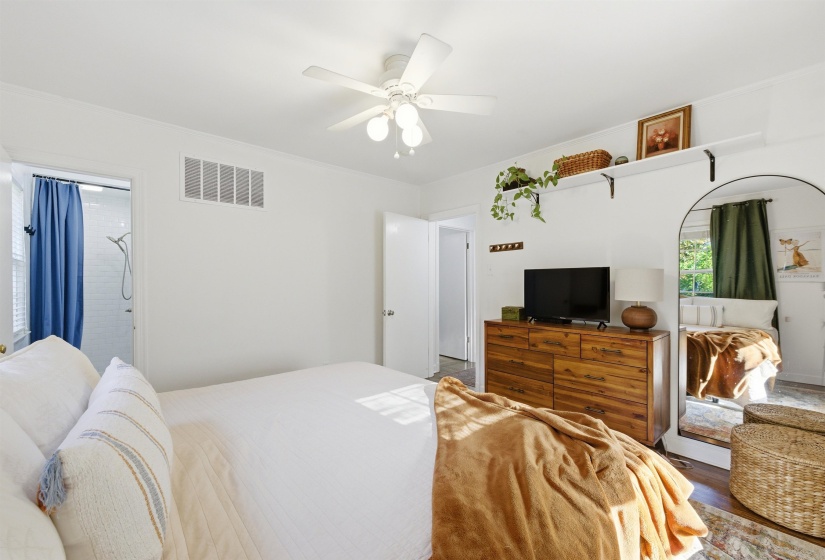 3593 SOUTHWOOD AVE, Memphis, Tennessee 38111, 4 Bedroom Bedrooms, 7 Room Rooms,2 BathroomBathrooms,Residential,For Sale,SOUTHWOOD,0,10220995