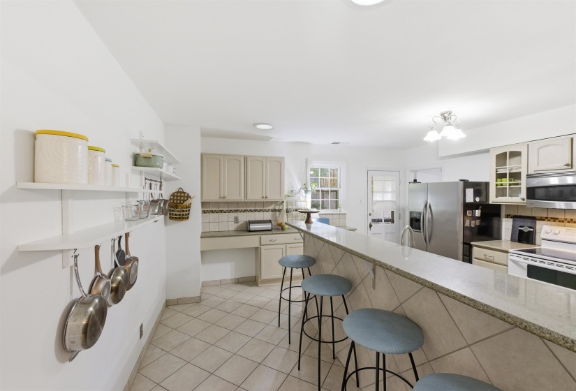 3593 SOUTHWOOD AVE, Memphis, Tennessee 38111, 4 Bedroom Bedrooms, 7 Room Rooms,2 BathroomBathrooms,Residential,For Sale,SOUTHWOOD,0,10220995
