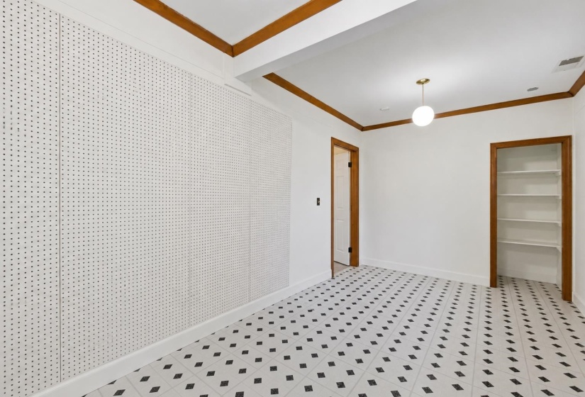 3593 SOUTHWOOD AVE, Memphis, Tennessee 38111, 4 Bedroom Bedrooms, 7 Room Rooms,2 BathroomBathrooms,Residential,For Sale,SOUTHWOOD,0,10220995