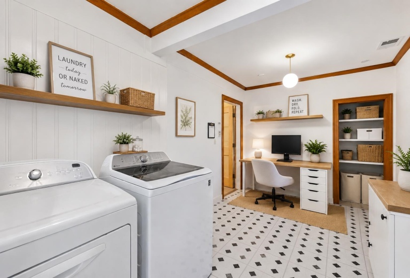3593 SOUTHWOOD AVE, Memphis, Tennessee 38111, 4 Bedroom Bedrooms, 7 Room Rooms,2 BathroomBathrooms,Residential,For Sale,SOUTHWOOD,0,10220995
