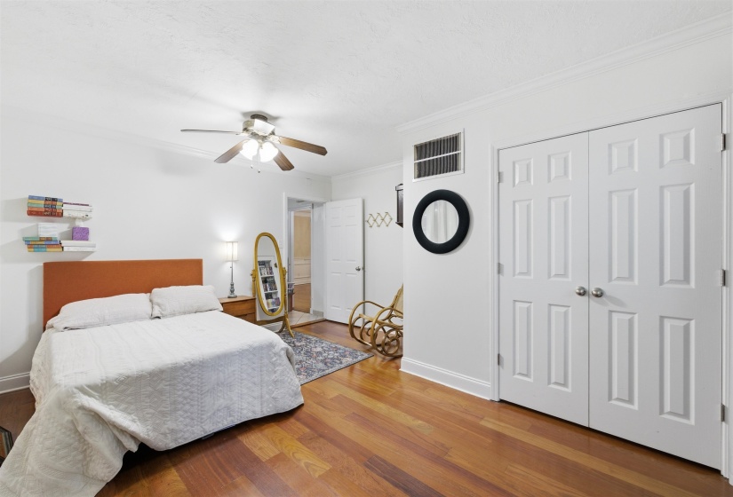 3593 SOUTHWOOD AVE, Memphis, Tennessee 38111, 4 Bedroom Bedrooms, 7 Room Rooms,2 BathroomBathrooms,Residential,For Sale,SOUTHWOOD,0,10220995