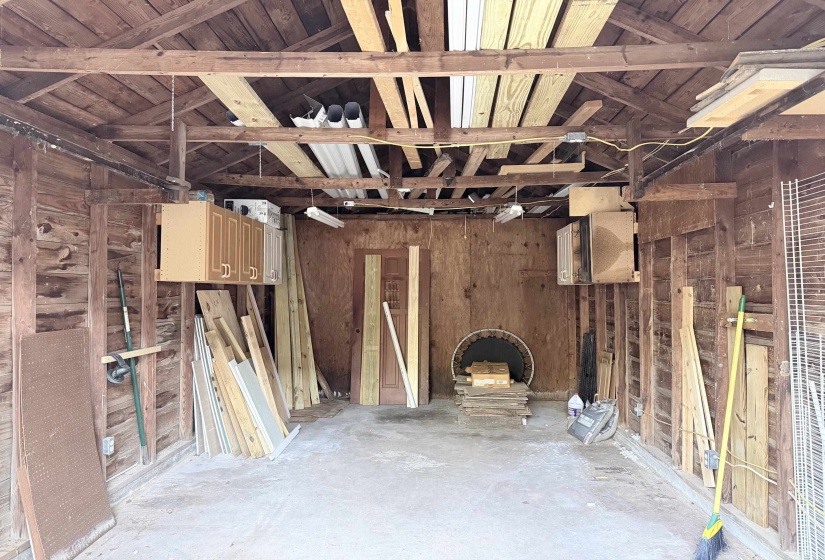 3593 SOUTHWOOD AVE, Memphis, Tennessee 38111, 4 Bedroom Bedrooms, 7 Room Rooms,2 BathroomBathrooms,Residential,For Sale,SOUTHWOOD,0,10220995