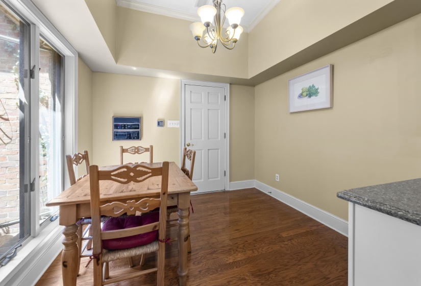 493 RACQUET CLUB PL, Memphis, Tennessee 38117, 2 Bedroom Bedrooms, 5 Room Rooms,2.1 BathroomBathrooms,Residential,For Sale,RACQUET CLUB,0,10221005