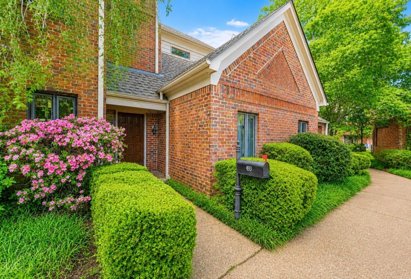 493 RACQUET CLUB PL, Memphis, Tennessee 38117, 2 Bedroom Bedrooms, 5 Room Rooms,2.1 BathroomBathrooms,Residential,For Sale,RACQUET CLUB,0,10221005