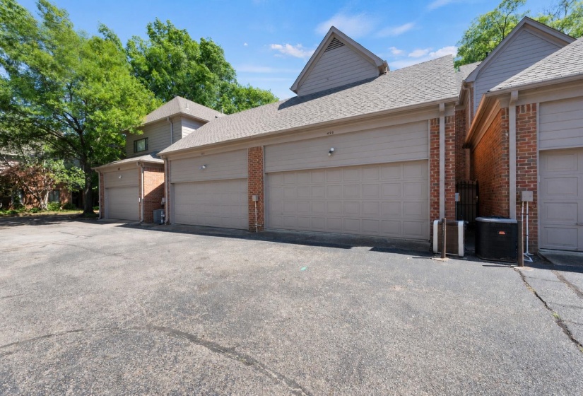 493 RACQUET CLUB PL, Memphis, Tennessee 38117, 2 Bedroom Bedrooms, 5 Room Rooms,2.1 BathroomBathrooms,Residential,For Sale,RACQUET CLUB,0,10221005