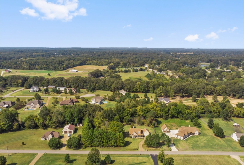 365 CROOKED CREEK DR, Oakland, Tennessee 38060, 4 Bedrooms Bedrooms, 9 Rooms Rooms,2.1 BathroomsBathrooms,Residential,For Sale,CROOKED CREEK,10221008
