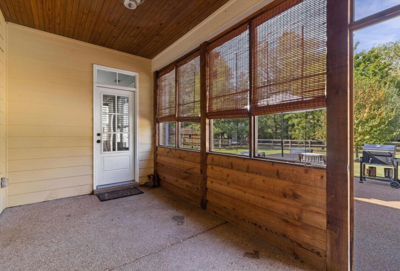 365 CROOKED CREEK DR, Oakland, Tennessee 38060, 4 Bedrooms Bedrooms, 9 Rooms Rooms,2.1 BathroomsBathrooms,Residential,For Sale,CROOKED CREEK,10221008