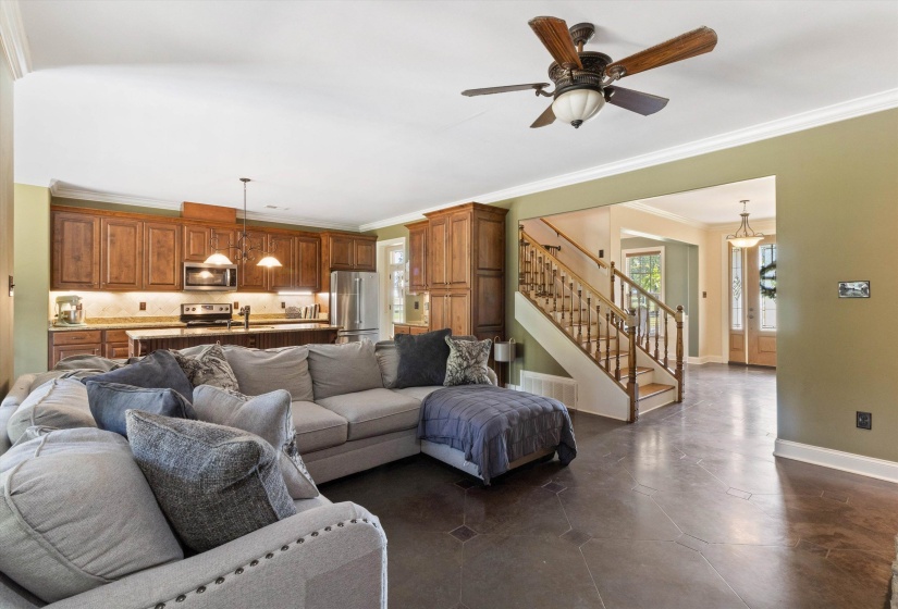 365 CROOKED CREEK DR, Oakland, Tennessee 38060, 4 Bedrooms Bedrooms, 9 Rooms Rooms,2.1 BathroomsBathrooms,Residential,For Sale,CROOKED CREEK,10221008