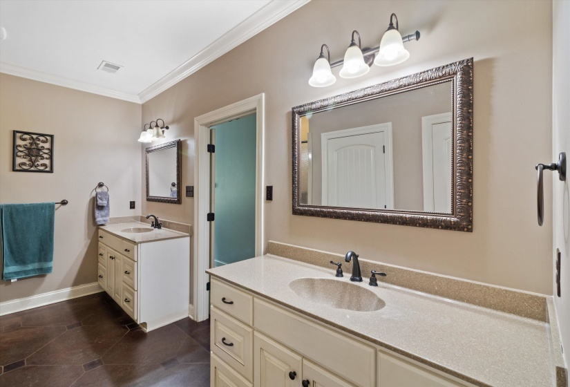 365 CROOKED CREEK DR, Oakland, Tennessee 38060, 4 Bedrooms Bedrooms, 9 Rooms Rooms,2.1 BathroomsBathrooms,Residential,For Sale,CROOKED CREEK,10221008