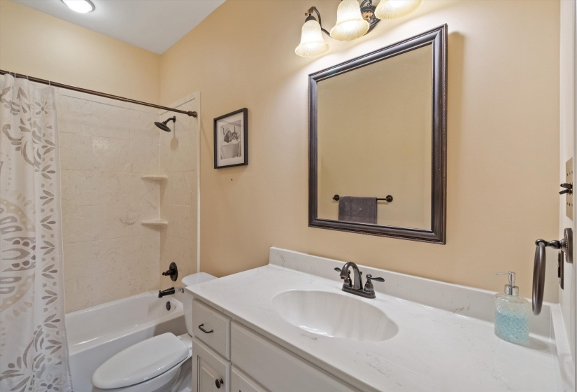 365 CROOKED CREEK DR, Oakland, Tennessee 38060, 4 Bedrooms Bedrooms, 9 Rooms Rooms,2.1 BathroomsBathrooms,Residential,For Sale,CROOKED CREEK,10221008